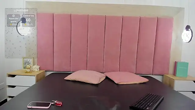 ciielo_777 - Ciielo_777's free webcam - UK Sex Cams