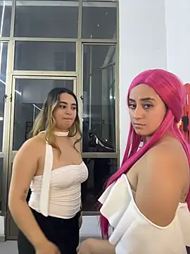 Antonella_Julieta webcam