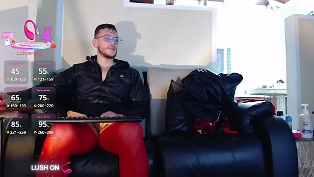 Neil_and_isaac webcam