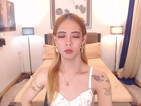 PreciousAmore webcam