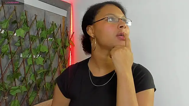 tatianasquirthot webcam