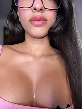 dulcelenns (F young) - Ride your delicious cock