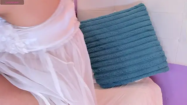 Charlotte11-11 webcam