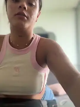 kaily_sweet16 (F teen) - Silence people nearby listen to my Moan