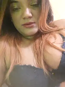 Indianpleasure300 webcam