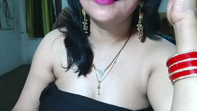 Cute_Mahi22 live sex cam