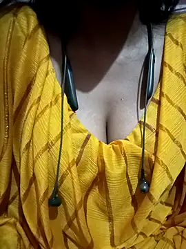 kaviyaponnu0987 webcam