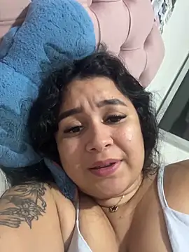 Pretty_Isadora webcam