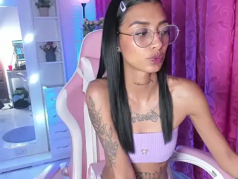 KarlaSlutSkinny__ webcam