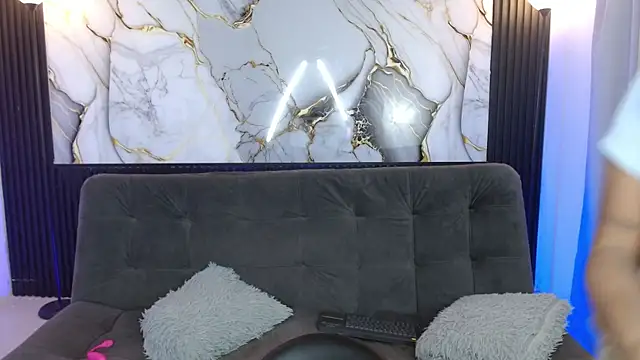 naughtty_doll webcam