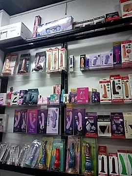 rapunzel069 (F young) - show ass + oil + Spank ass 15x 🍑👋