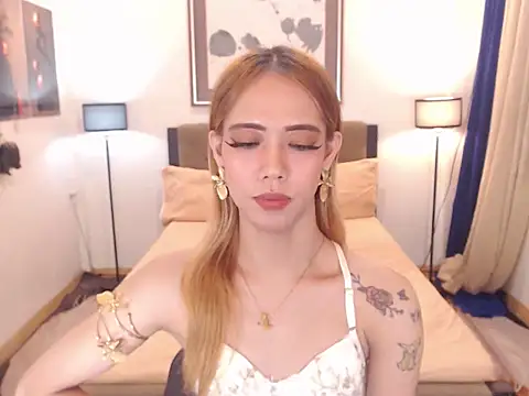 PreciousAmore webcam