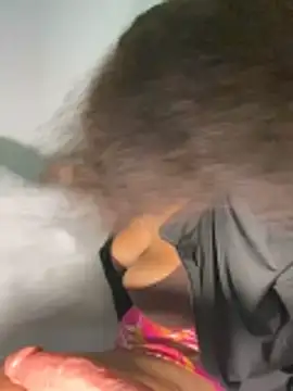 Diamondpussy97 webcam