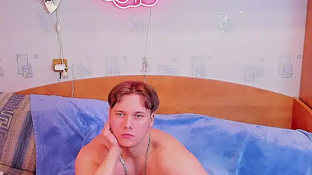 Dexter_Bennett webcam