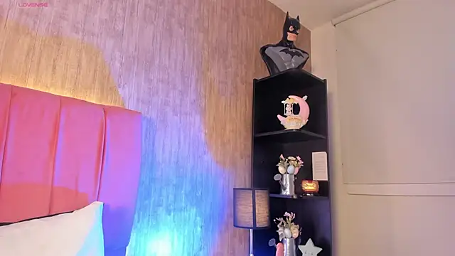 Kendra_kobein webcam