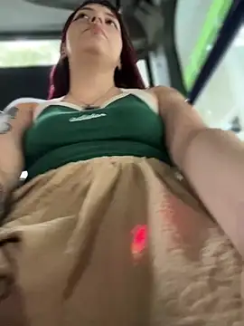 RojitasTeaseX_ webcam