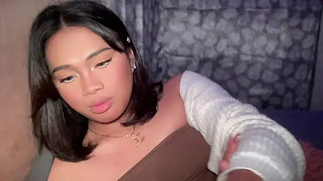 Exotic_alyssa69 webcam
