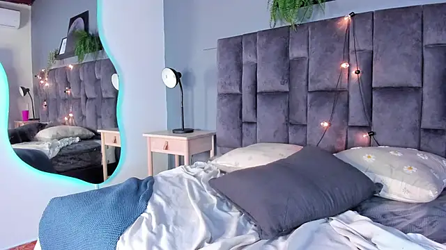 ManuelaRousse__ webcam