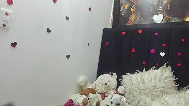 Evaaross_2345 webcam