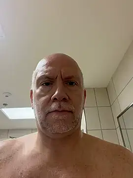 flsexyguy (M mature) - Take off pants and underwea!!!!