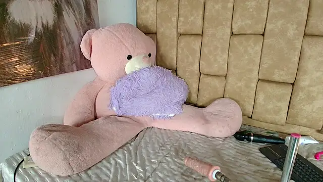 katy_handerson webcam