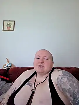 MorningstarDeviant webcam