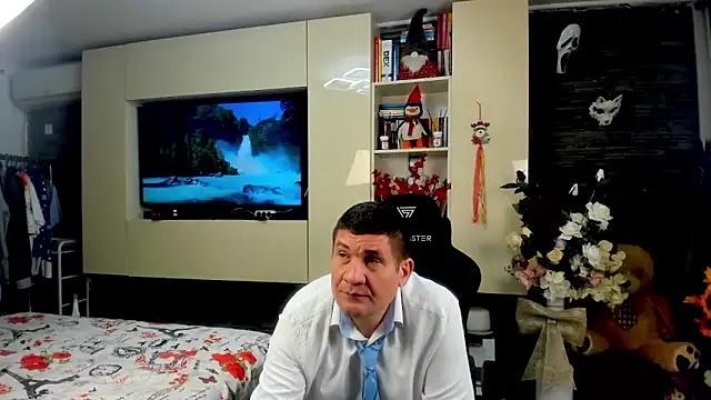 SpartacusDaddy48 webcam