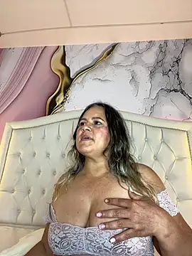 lucy_milf_474 (F mature) - SHOW  SQUIRT