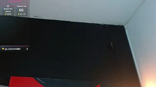 Princess_Mia1126 webcam