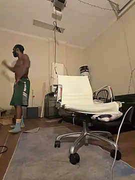 Cantgetenough0069 webcam