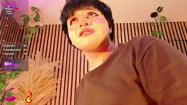 hiddenhotcake (M twink) - u want i eat ur cum ?