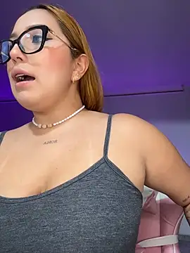 Kiarhatrixie1 webcam