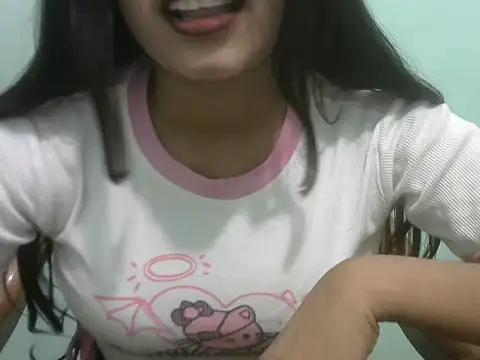 Lovely-Pandey webcam