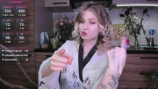 little_grinch666 live sex cam