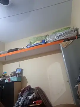 Rishi040493 live sex cam