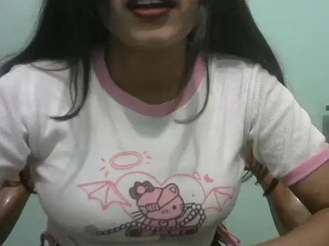 Lovely-Pandey webcam