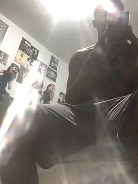 elpeluchenegroxxx3 webcam