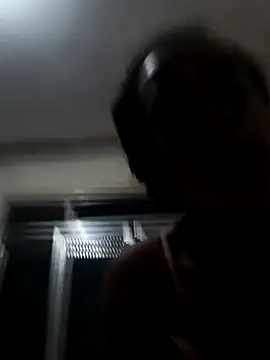 Meninaveneno26 webcam