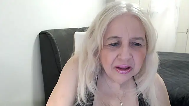 susilifexxx - SusiLifeXXX's free webcam - UK Sex Cams