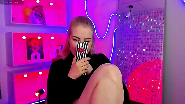 StephanieSweety webcam