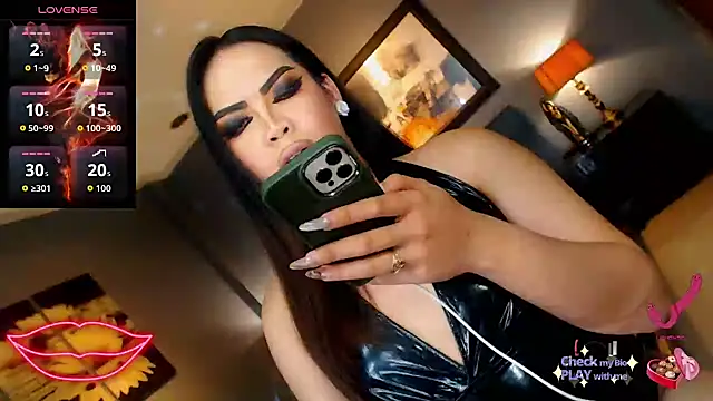 FridaHumphrey webcam