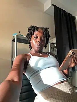 choclatepeaach webcam