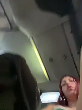 RojitasTeaseX_'s room