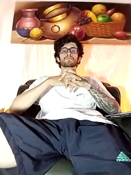 loggan_donnelly (Ask my age) - Cum