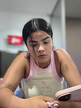 Kaily_Sweet16 webcam