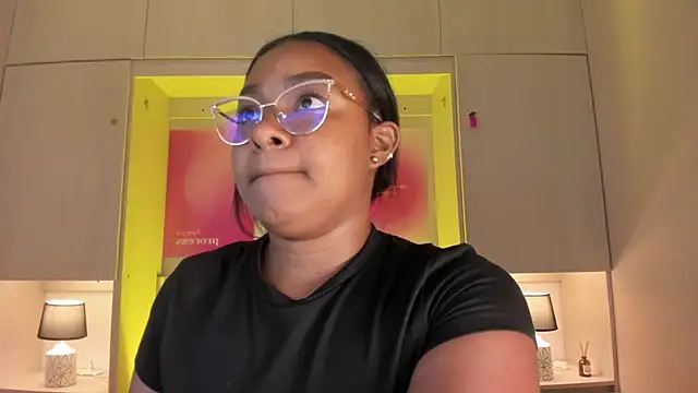 tamaraa_smiith webcam