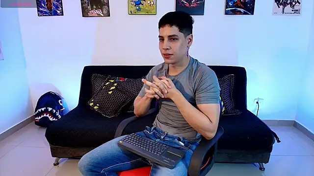 jonathanjoestar_ webcam