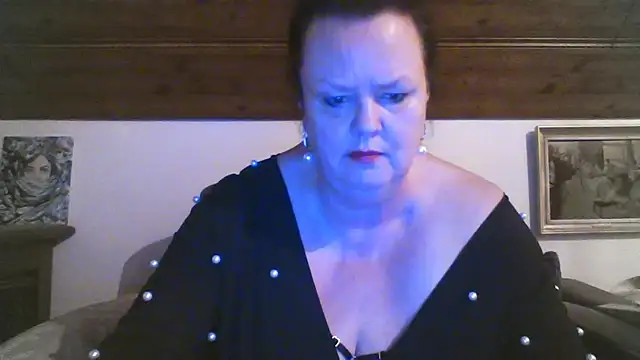 TiffanyMature webcam