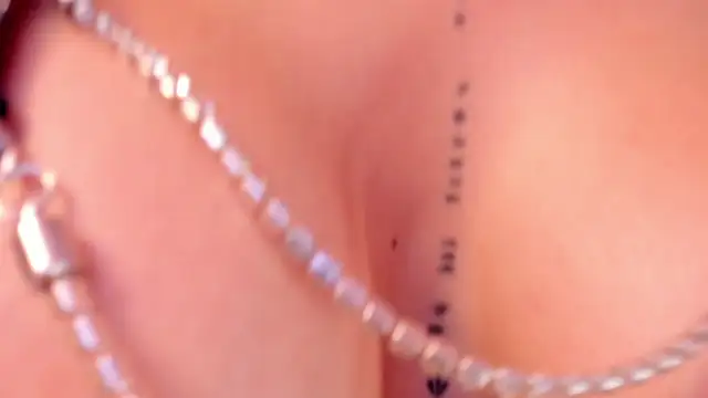 Lizzi_Hotman_ webcam