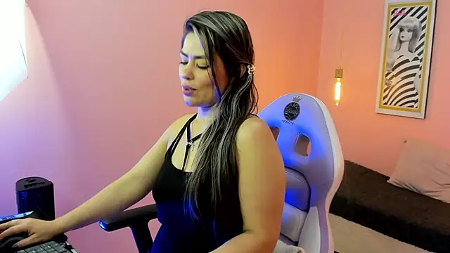 Ivonne_pier_x webcam